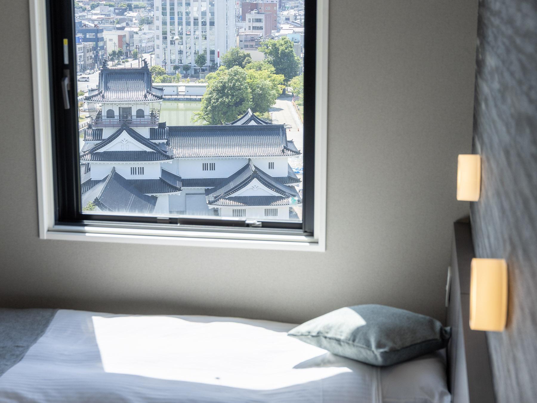 【スーパーホテルPremier富山・城址公園前宿泊プラン】 富山湾の「神秘」ホタルイカの特殊な世界！ホタルイカ漁師と楽しむ特別な朝食体験